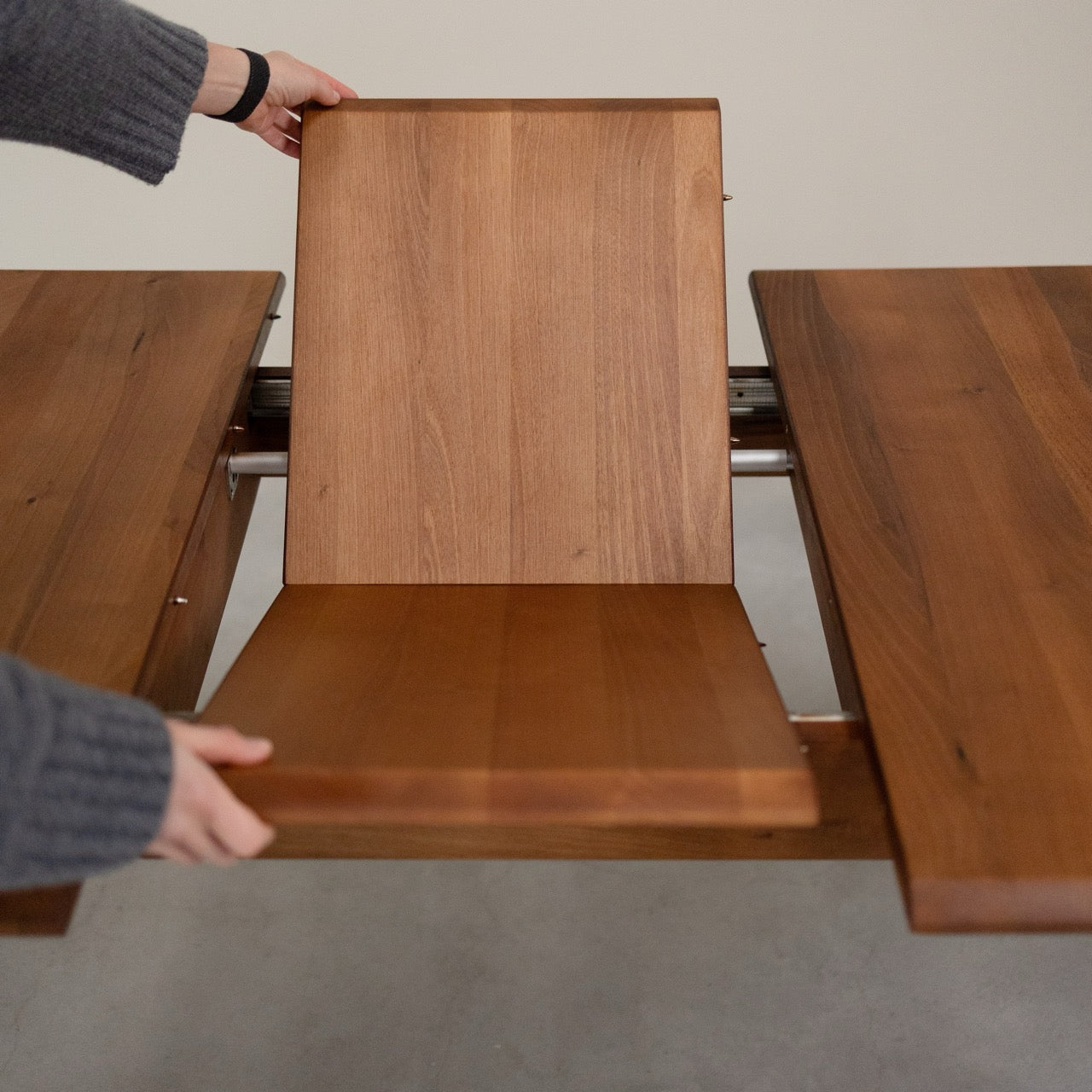 Table de salle à manger extensible en bois massif SWEDEN | VESKOR