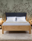 Table de chevet en bois massif LISBOA 79 | LoftStory