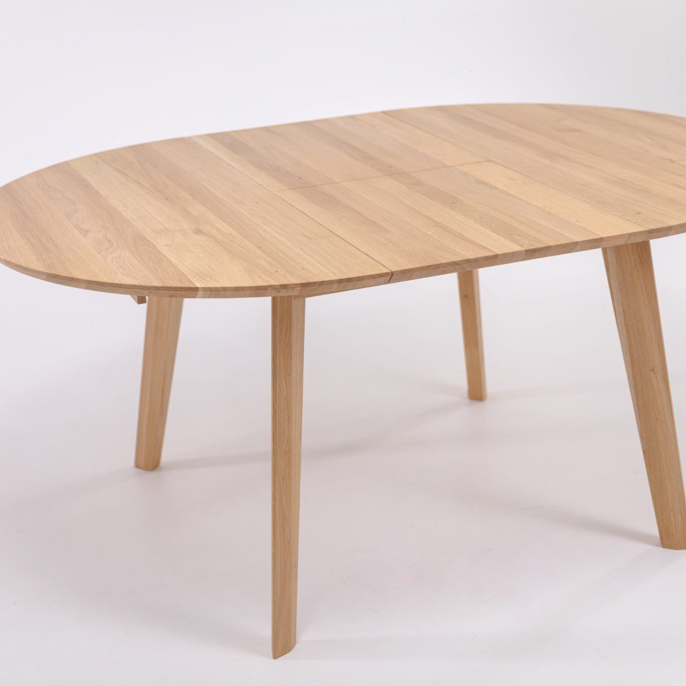 Table de salle à manger ronde à rallonge en hêtre ou chêne massif SAGA : KARPIS