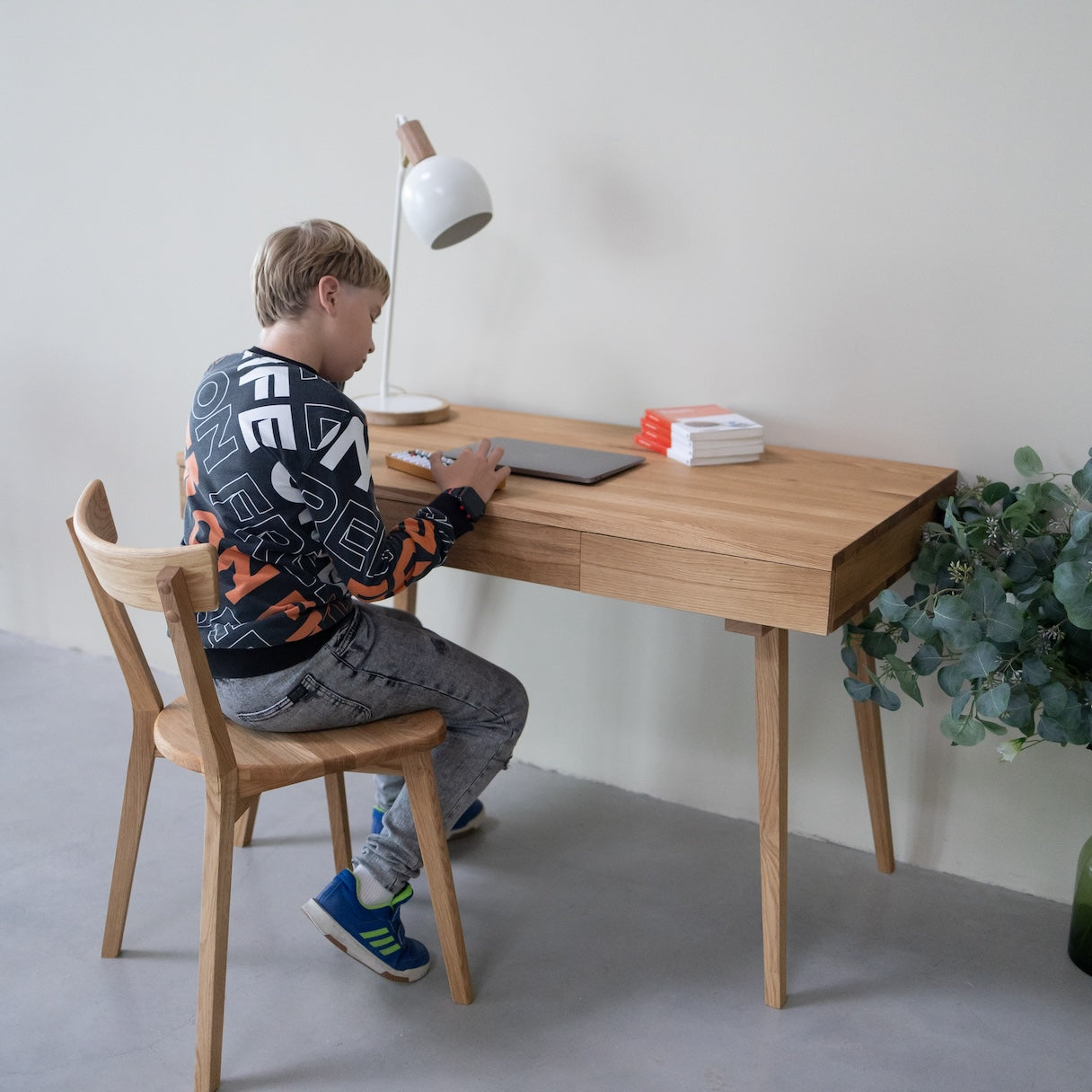 Table à écrire en chêne massif MALMO 1 | VESKOR