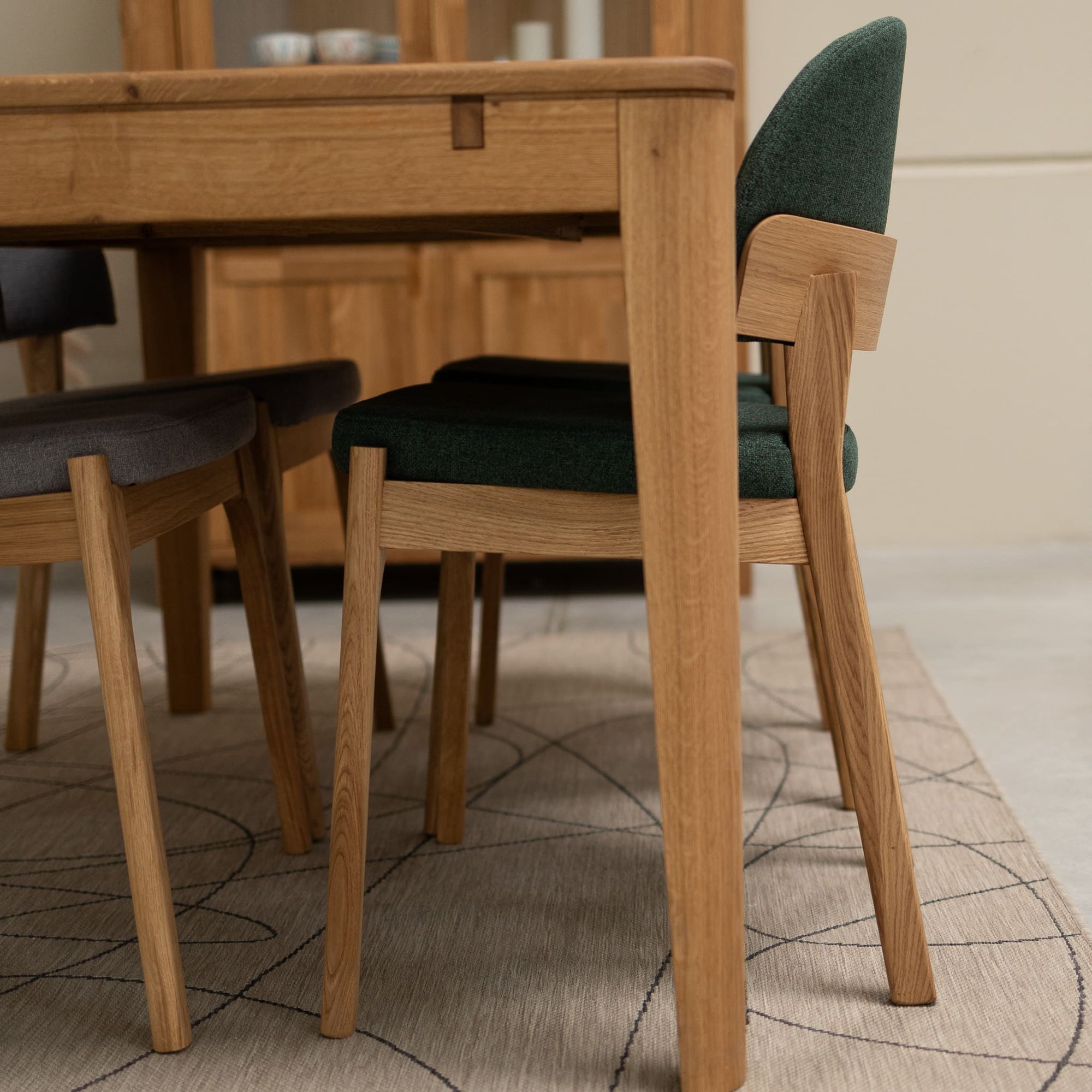 Lot de 2 ou 4 chaises en chêne massif Astrid | VESKOR