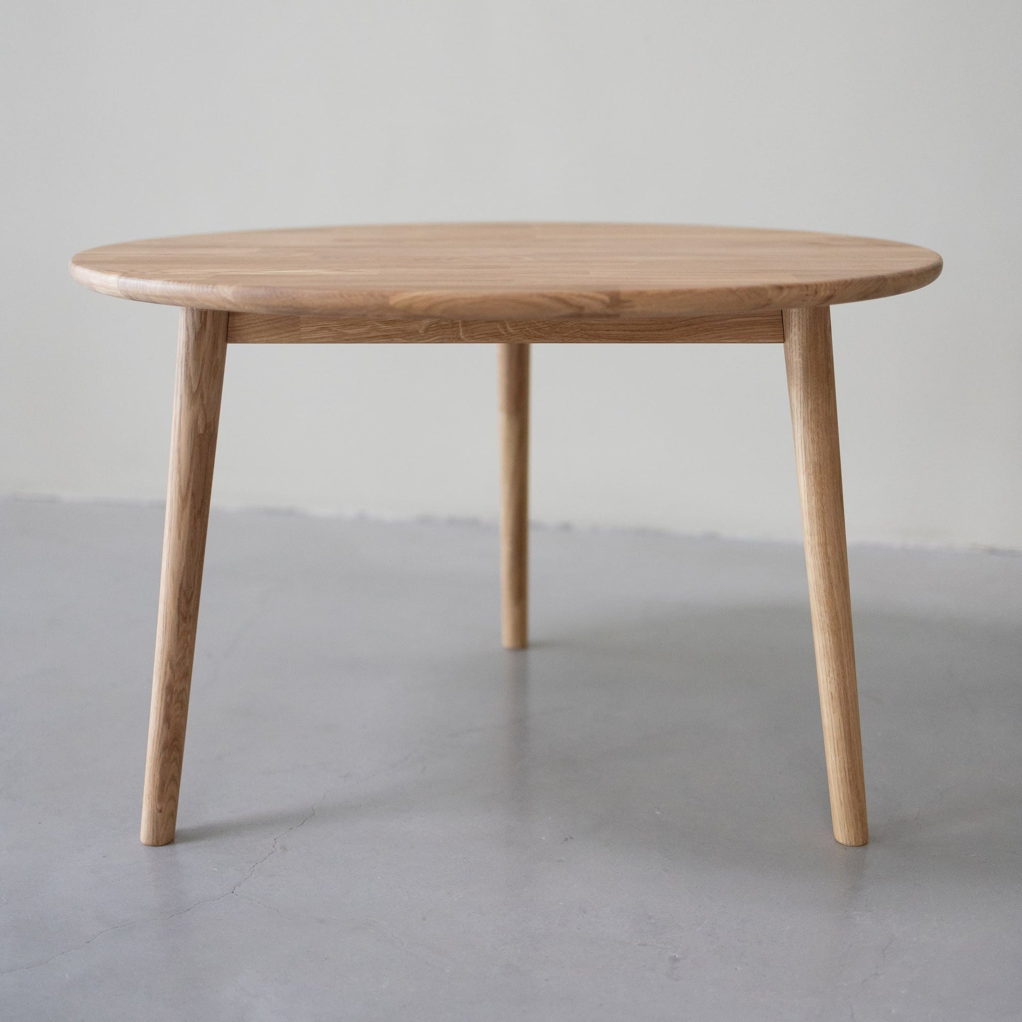 Tables basses empilables en chêne massif MALMO | VESKOR