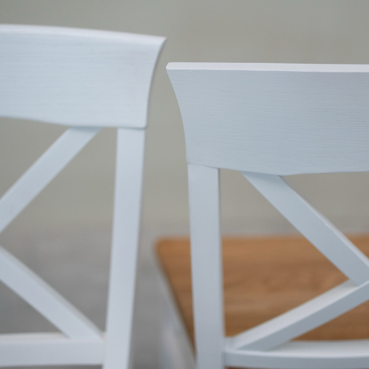 Lot de 2 ou 4 chaises de salle à manger en bois massif Lausanne | VESKOR