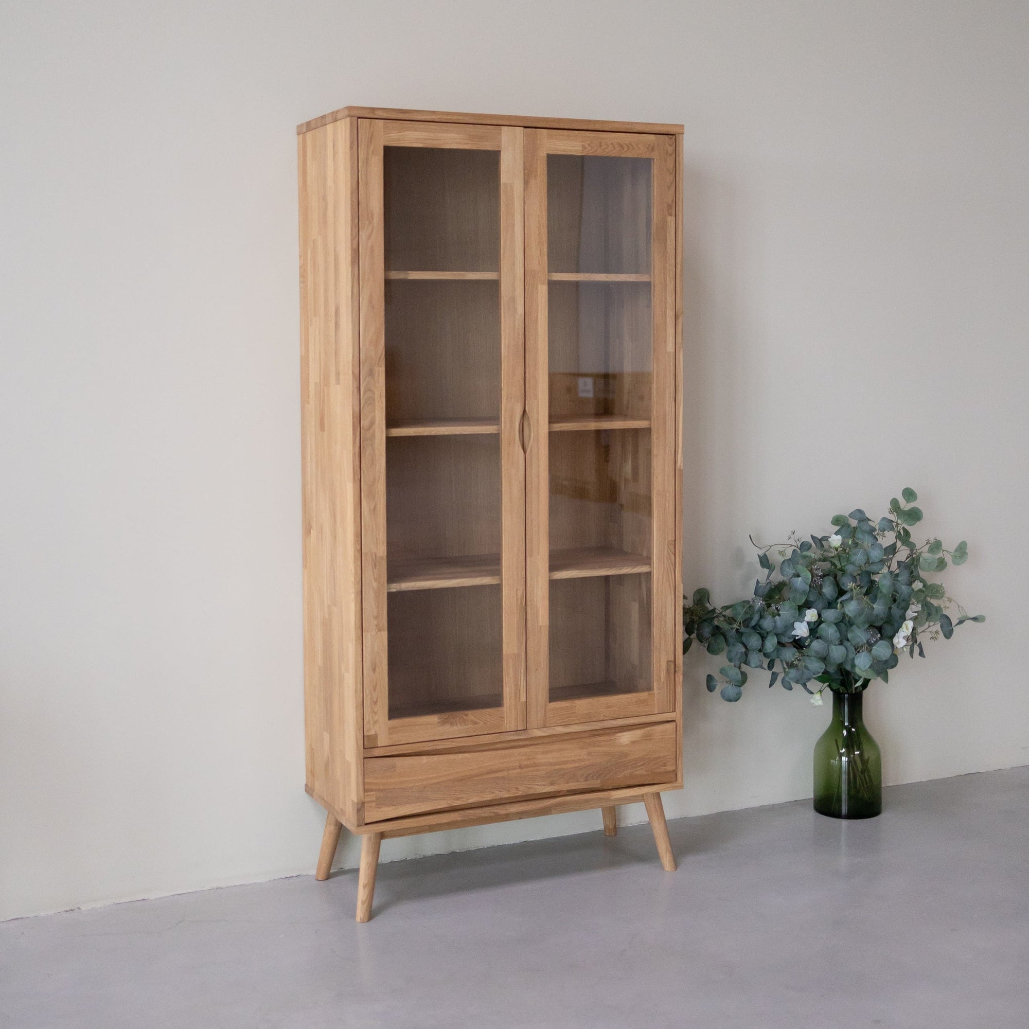 Vitrine en chêne MALMO | VESKOR