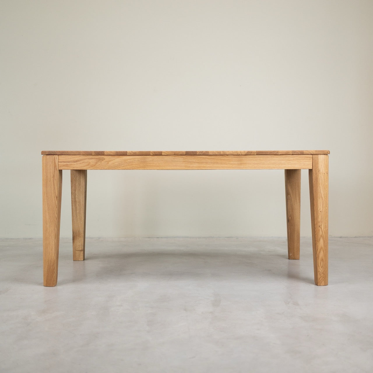 Table de salle à manger à rallonge en chêne massif KODAMA | VESKOR