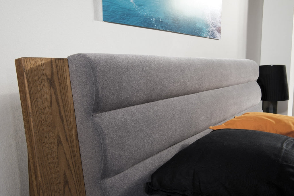 Structure de lit en chêne rustique VELVET 76 | LoftStory