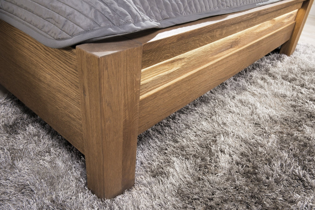 Structure de lit en chêne rustique VELVET 76 | LoftStory