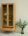 Vitrine en chêne MALMO | VESKOR