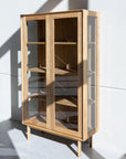 Vitrine en chêne massif KODAMA | VESKOR